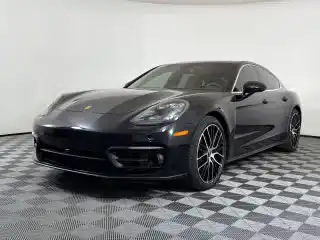 2022 Porsche Panamera 4 Platinum Edition's photo