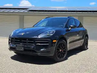 2020 Porsche Macan GTS's photo