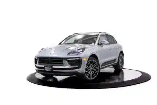 2026 Porsche Macan Base's photo
