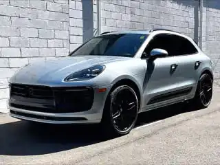 2023 Porsche Macan GTS's photo