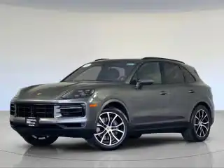 2024 Porsche Cayenne Base's photo