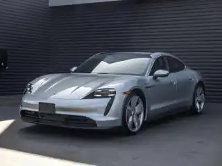 2021 Porsche Taycan 4S's photo