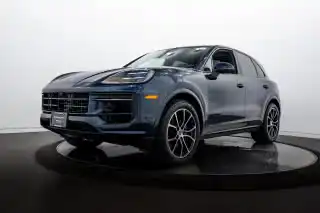 2026 Porsche Cayenne Base's photo