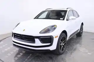 2026 Porsche Macan T's photo