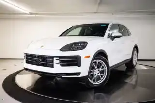 2026 Porsche Cayenne Base's photo