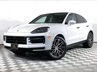 2026 Porsche Cayenne Base photo 5