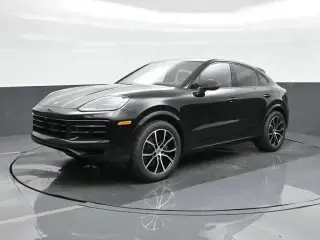 2026 Porsche Cayenne Base photo 5