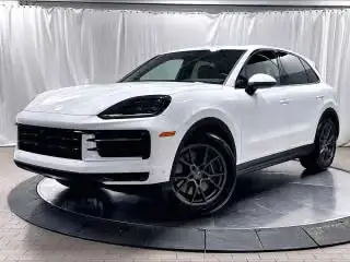 2026 Porsche Cayenne Base photo 1