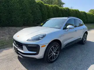 2026 Porsche Macan T's photo