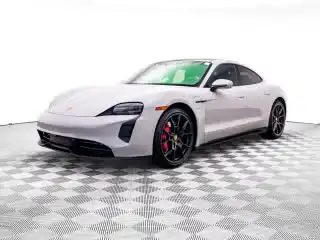 2024 Porsche Taycan GTS's photo