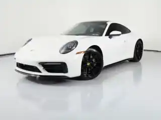2022 Porsche 911 Carrera 4 Coupe's photo