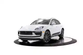 2026 Porsche Macan T's photo
