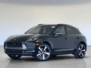 2026 Porsche Macan T's photo
