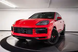 2026 Porsche Cayenne S's photo