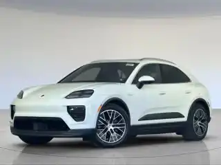 2026 Porsche Macan Macan 4 Electric's photo