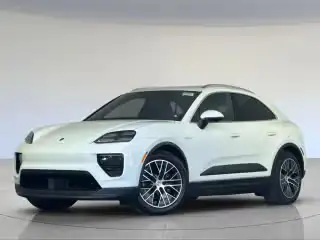2026 Porsche Macan Macan 4 Electric's photo