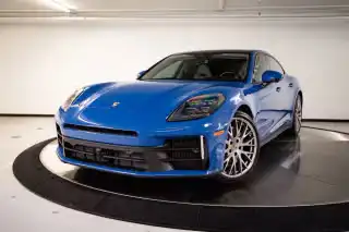 2026 Porsche Panamera 4 E-Hybrid's photo