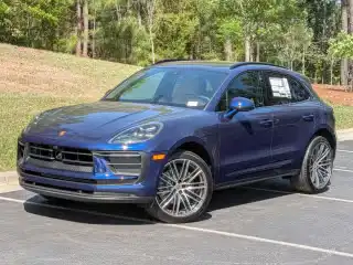 2026 Porsche Macan T's photo