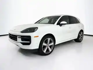 2024 Porsche Cayenne Base's photo
