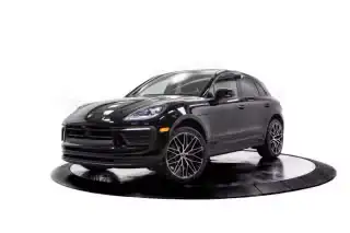 2026 Porsche Macan Base's photo