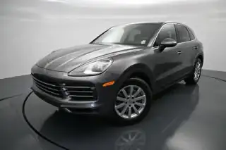 2023 Porsche Cayenne Base's photo