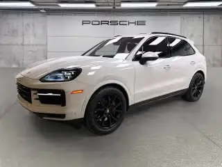 2025 Porsche Cayenne Base photo 1
