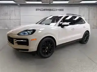 2025 Porsche Cayenne Base's photo
