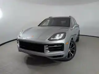 2026 Porsche Cayenne Base's photo