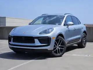 2025 Porsche Macan T's photo
