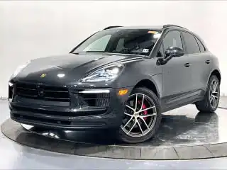 2025 Porsche Macan S's photo