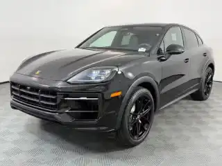 2026 Porsche Cayenne S's photo