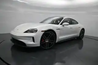 2025 Porsche Taycan 4S's photo