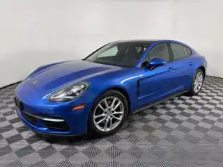 2019 Porsche Panamera 4's photo
