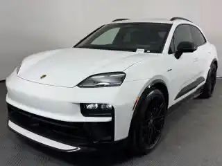2026 Porsche Macan Macan GTS Electric's photo
