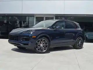 2026 Porsche Cayenne Base's photo