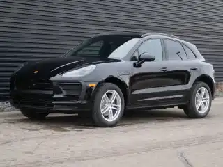 2026 Porsche Macan T's photo