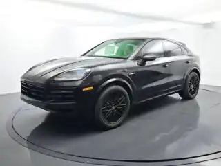 2026 Porsche Cayenne E-Hybrid's photo