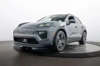 2025 Porsche Macan Macan 4S Electric's photo