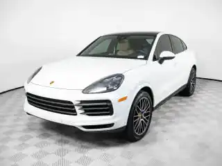 2022 Porsche Cayenne Platinum Edition S's photo