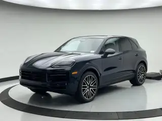 2026 Porsche Cayenne Base photo 5