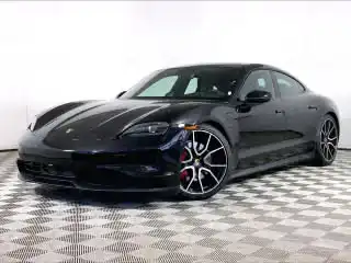 2025 Porsche Taycan 4S's photo