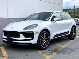 2026 Porsche Macan T's photo