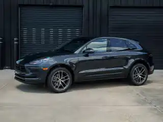 2026 Porsche Macan T's photo