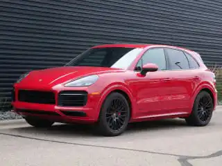2023 Porsche Cayenne GTS's photo