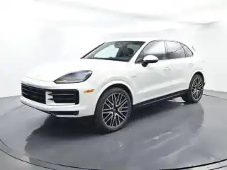 2026 Porsche Cayenne E-Hybrid's photo