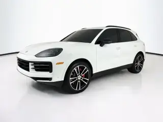 2026 Porsche Cayenne S photo 5