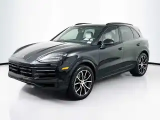 2026 Porsche Cayenne Base's photo