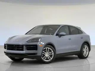 2026 Porsche Cayenne Base photo 5