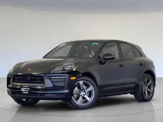 2026 Porsche Macan T's photo