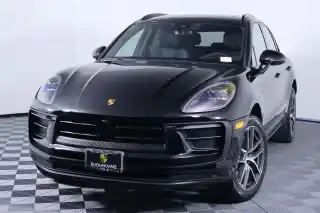 2026 Porsche Macan T's photo